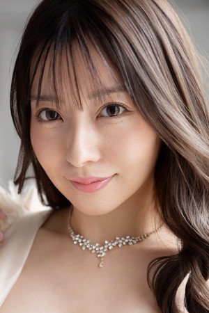 Photo of Kanon Hinano from the Latest Netflix gallery