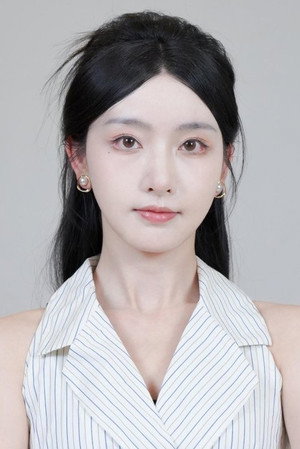 Photo of Sun Lulu from the Latest Netflix gallery