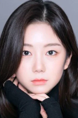 Photo of Shin Si-ye from the Latest Netflix gallery