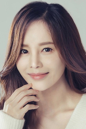 Photo of Lee Young-ah from the Latest Netflix gallery