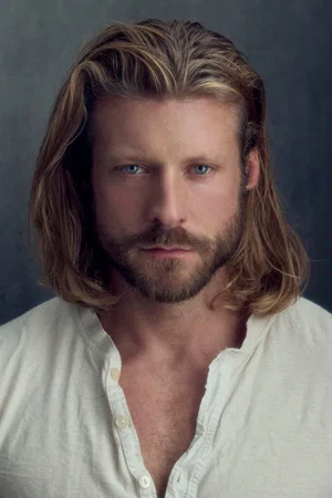 Photo of Taylor Napier from the Latest Netflix gallery