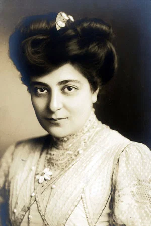 Photo of Flora Zabelle from the Latest Netflix gallery