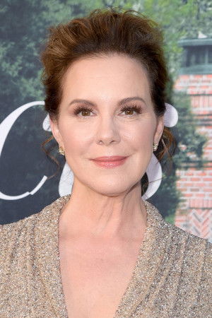 Elizabeth Perkins photo
