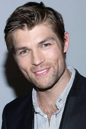 Liam McIntyre photo