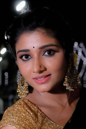 Photo of Mirnaa from the Latest Netflix gallery