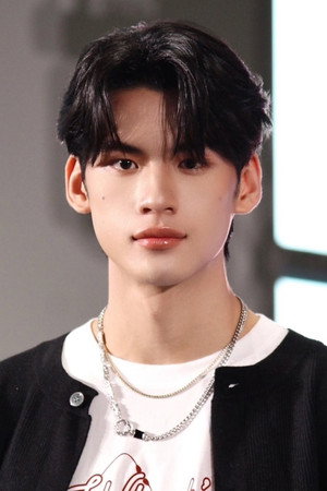 Photo of Chatchapon Pranotphong from the Latest Netflix gallery