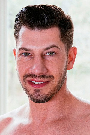 Photo of Jordan Starr from the Latest Netflix gallery