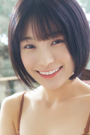 Photo of Momoko Arata from the Latest Netflix gallery