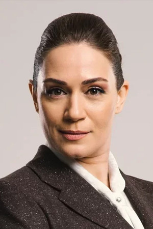 Özge Borak photo
