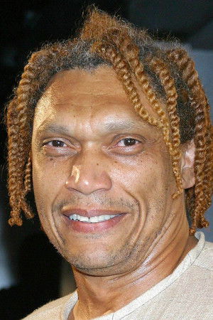 Hawthorne James photo