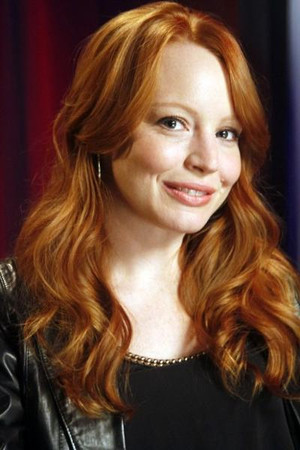 Lauren Ambrose photo