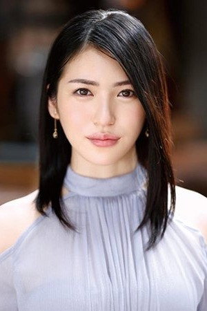 Photo of Aya Shiomi from the Latest Netflix gallery