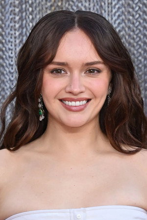 Photo of Olivia Cooke from the Latest Netflix gallery