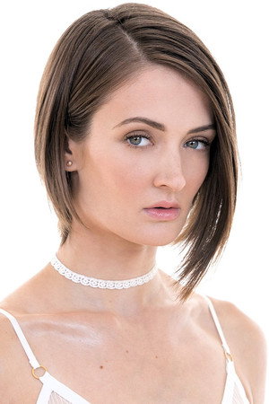 Photo of Zoe Sparx from the Latest Netflix gallery