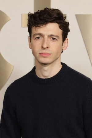 Anthony Boyle photo