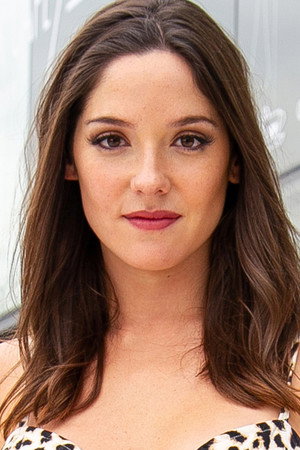 Photo of Raquel Calderón from the Latest Netflix gallery