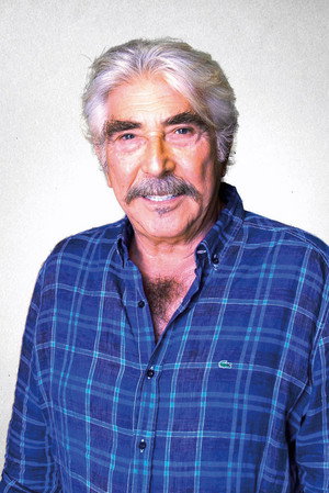 Erdal Özyağcılar photo