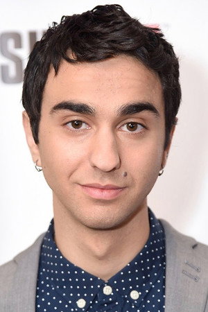 Alex Wolff photo