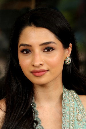 Photo of Manisha Kandkur from the Latest Netflix gallery