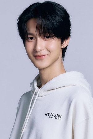 Photo of Tinnapat Tusnytraitep from the Latest Netflix gallery