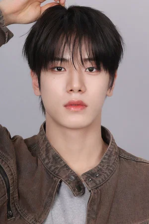 Photo of Song Seung-ho from the Latest Netflix gallery