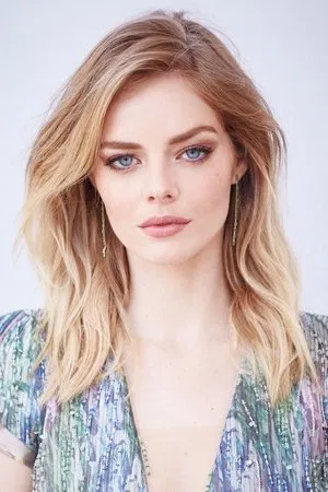 Samara Weaving photo