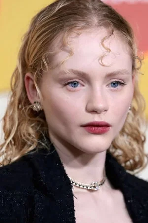 Photo of Emma Laird from the Latest Netflix gallery