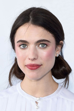 Margaret Qualley photo