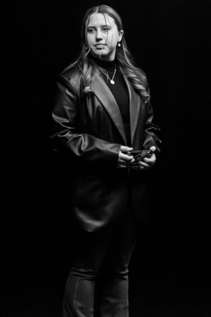 Photo of Rylee Norman from the Latest Netflix gallery