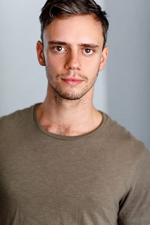 Photo of Damian Joseph Quinn from the Latest Netflix gallery