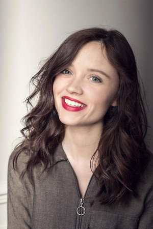 Photo of Marilyn Lima from the Latest Netflix gallery