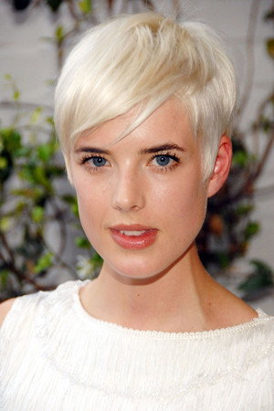 Agyness Deyn photo