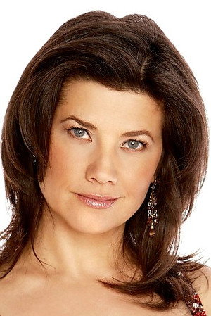 Daphne Zuniga photo