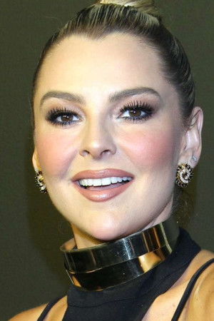 Marjorie de Sousa photo