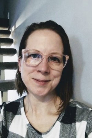 Photo of Rebecca Haines from the Latest Netflix gallery