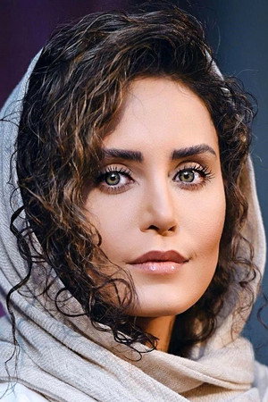 Photo of Elnaz Shakerdoost from the Latest Netflix gallery