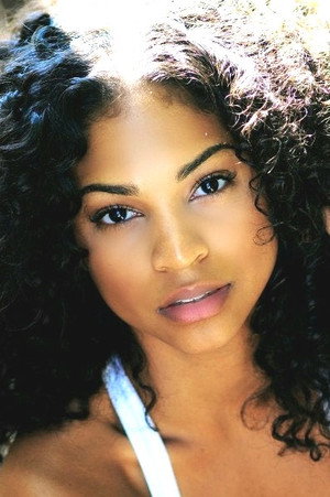 Aeriél Miranda photo