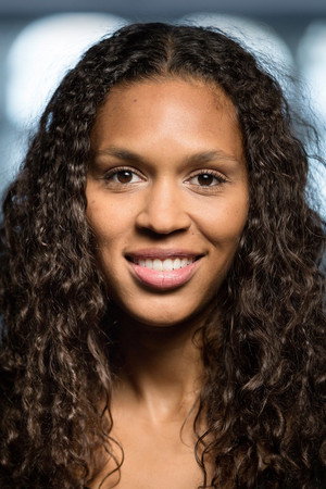 Photo of Amelia Hoy from the Latest Netflix gallery