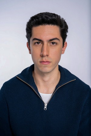 Photo of Daniel Santibáñez from the Latest Netflix gallery