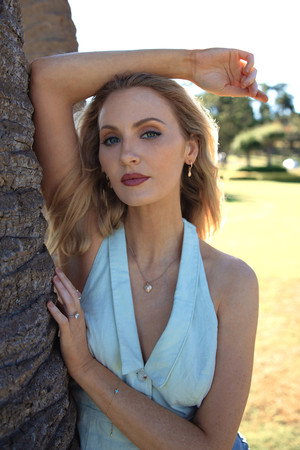 Photo of Amelia Conway from the Latest Netflix gallery