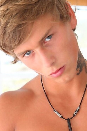 Photo of Kevin Warhol from the Latest Netflix gallery