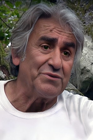 Photo of Lucien Bérardini from the Latest Netflix gallery