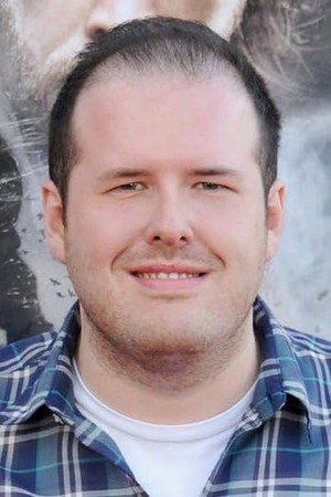 Photo of Evan Daugherty from the Latest Netflix gallery