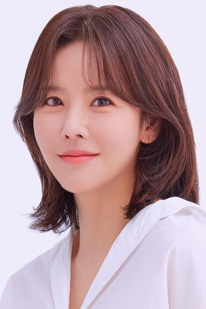 Photo of Lee Yeon-doo from the Latest Netflix gallery