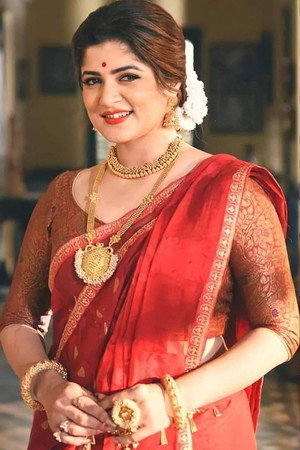 Srabanti Chatterjee photo