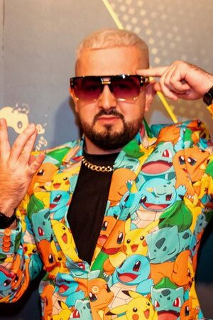Photo of Papi Gavi from the Latest Netflix gallery