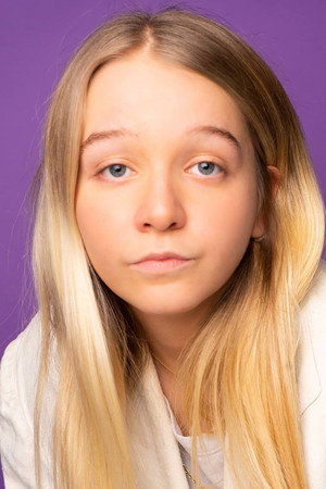 Photo of Júlia Mascort from the Latest Netflix gallery