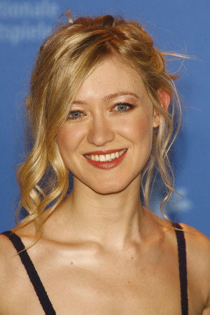 Siobhan Hewlett photo