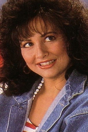 Photo of Lisa Bright from the Latest Netflix gallery