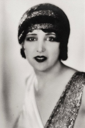 Estelle Taylor photo